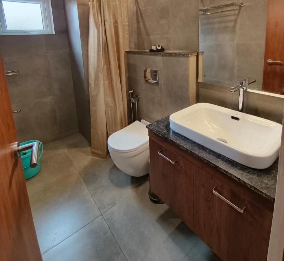 Royalton Residency Hotel Mundakayam Luaran gambar