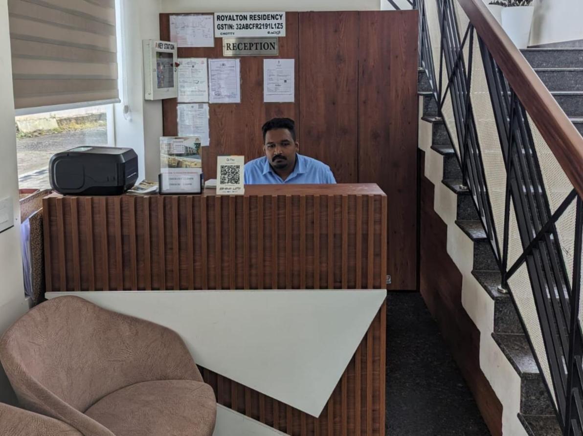 Royalton Residency Hotel Mundakayam Luaran gambar